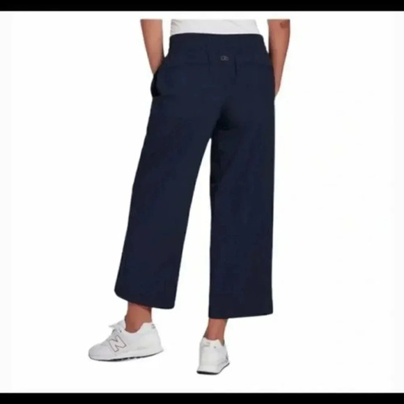 CALIA by Carrie Underwood wide leg relaxed capris size medium - Picture 2 of 6